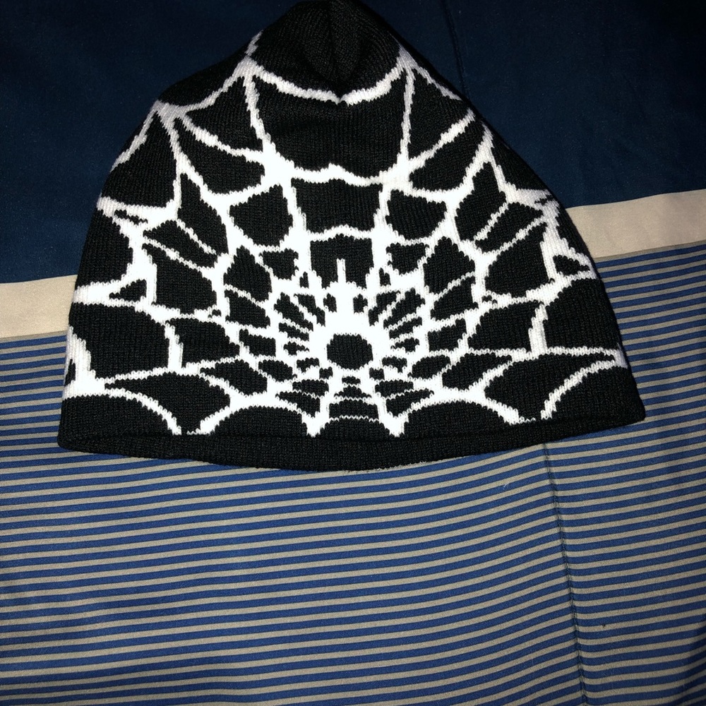 spider web beanie